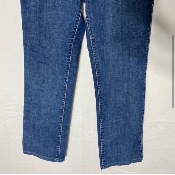 Wrangler Q Baby Med Wash Mid Rise Straight Leg Jeans 7/8 - Picture 4 of 16